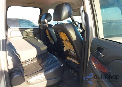 2013 Chevrolet Suburban 1500 Lt z USA, uszkodzony, nr VIN 1GNSCJE04DR125820